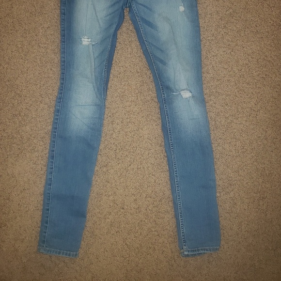 Hollister skinny jeans - Picture 3 of 3